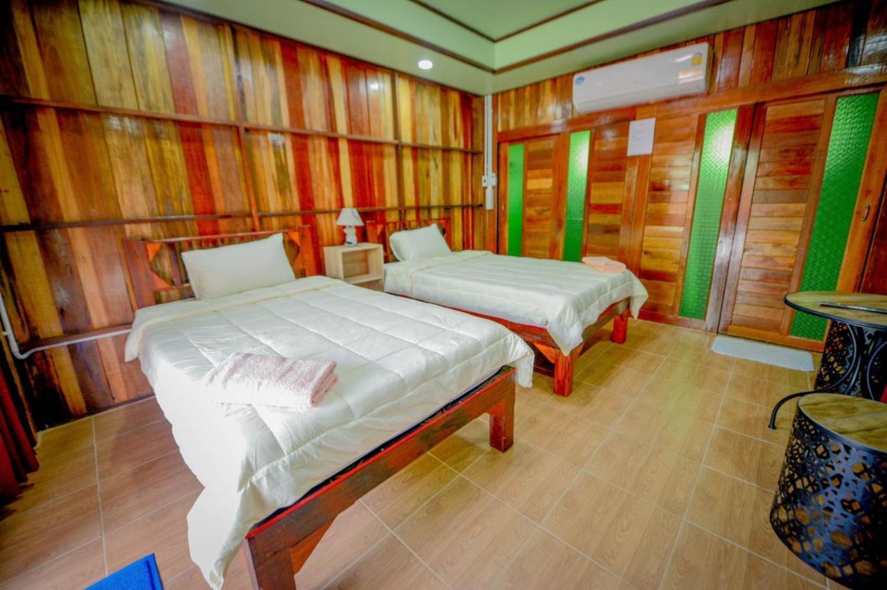 Mrk Resort & Massage Lop Buri エクステリア 写真